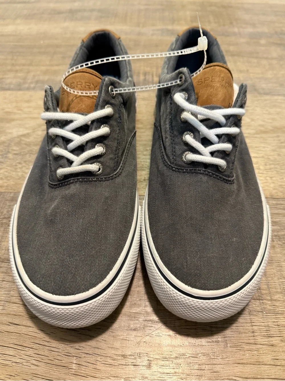 Sperry Men’s Charcoal Canvas Lace-Up Sneakers with White Soles Size 11